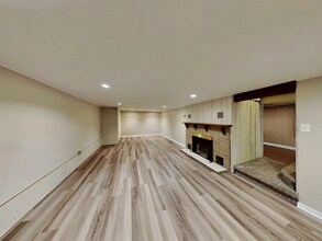 10020 Kent St in Winchester, IL - Building Photo - Building Photo