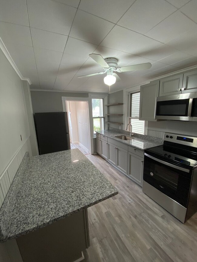 property at 131 S Main St