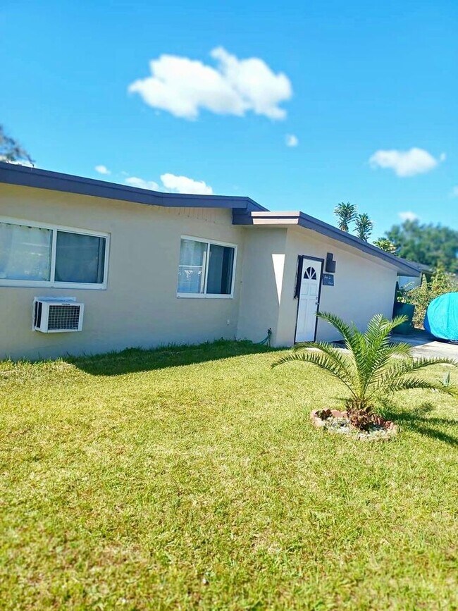 property at 4216 SW 51st St