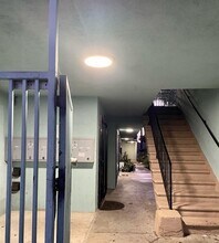 1161 DAISY AVE in Long Beach, CA - Building Photo - Interior Photo