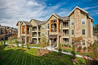 Artisan at Brightleaf in Durham, NC - Foto de edificio - Building Photo