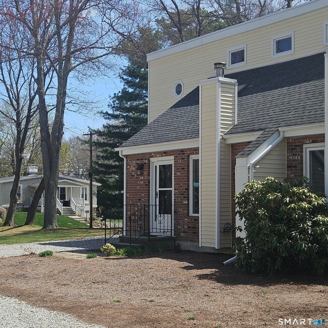 property at 47 Broadway S