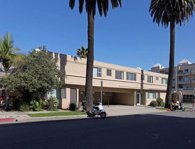 1455 9th St in Santa Monica, CA - Foto de edificio - Building Photo