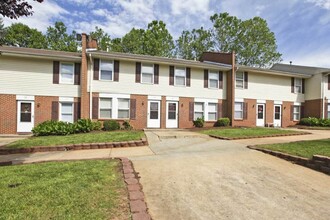 Gretna Village in Gretna, VA - Building Photo - Building Photo