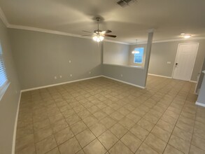 1016 Hermosa Way in Kissimmee, FL - Building Photo - Building Photo