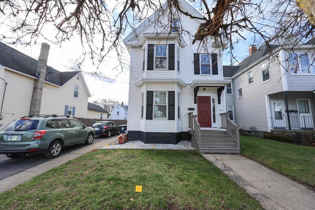 64 Amherst St in Nashua, NH - Building Photo
