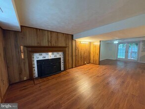 4513 Squiredale Square in Alexandria, VA - Building Photo - Building Photo
