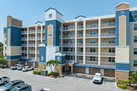 Golf Lake Condominiums in Largo, FL - Foto de edificio - Building Photo