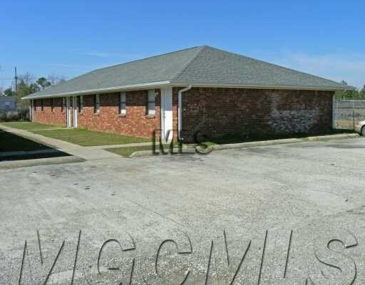4611 Michigan Ave in Gulfport, MS - Foto de edificio