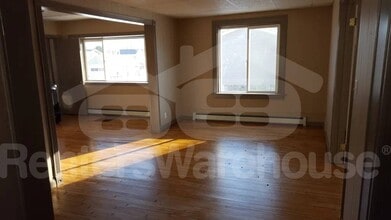 112 5th St in Gaylord, MN - Building Photo - Building Photo