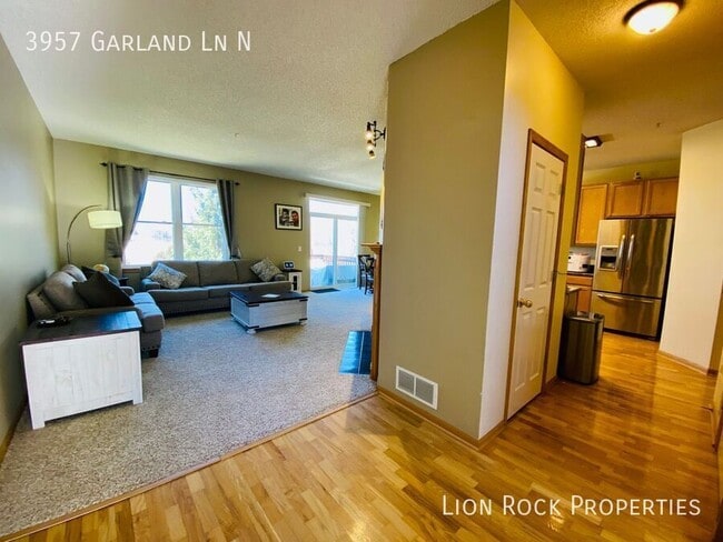 3957 Garland Ln N in Plymouth, MN - Building Photo - Building Photo