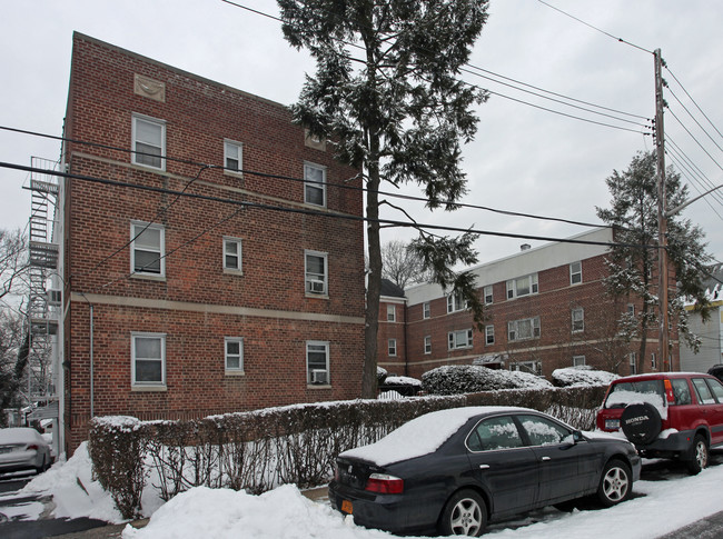 17-21 Centre St in Mount Vernon, NY - Building Photo - Building Photo