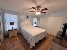 235 Garman Ave in Davenport, FL - Building Photo