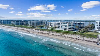 3250 S Ocean Blvd in Palm Beach, FL - Building Photo