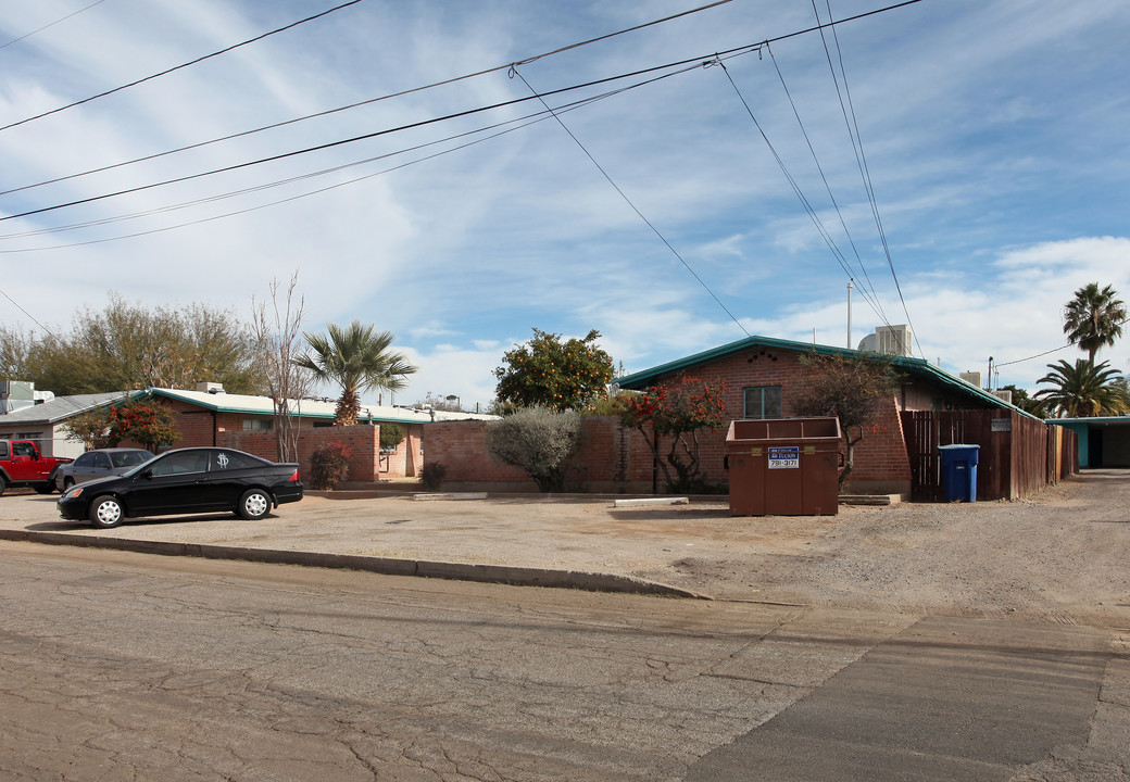 1626 N Richey Blvd in Tucson, AZ - Foto de edificio