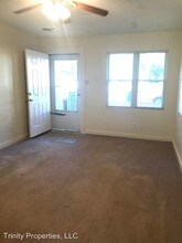 3424 SW Brendan Ave in Topeka, KS - Building Photo - Building Photo