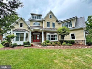 11660 Bachelors Hope Ct in Swan Point, MD - Building Photo - Building Photo