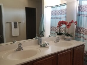 3196 Prairie Ridge St SW in Los Lunas, NM - Building Photo - Building Photo