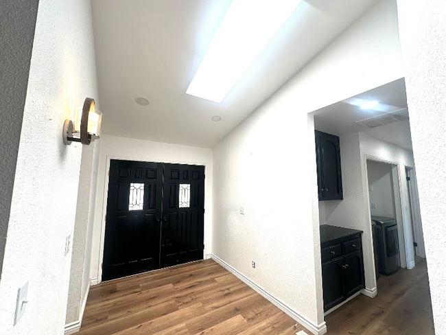 20121 Mesa Dr in Tehachapi, CA - Building Photo - Building Photo