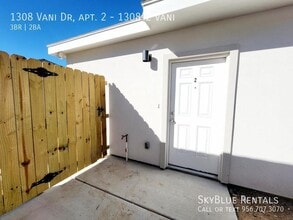 1308 Vani Dr in Weslaco, TX - Building Photo - Building Photo