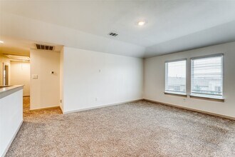 7830 Cattleman Vly Dr in Arcola, TX - Building Photo - Building Photo