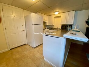 16 Alberta Ter, Unit 2 in Cambridge, MA - Building Photo - Building Photo