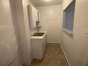 602 Bryan Ave in Danville, IL - Building Photo - Building Photo