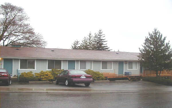 618 4th St in Kirkland, WA - Building Photo