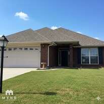 4053 Cambridge Dr in Moody, AL - Building Photo