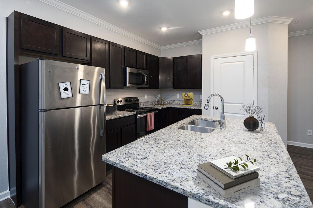 Oakwood Estates Apartment Homes by Callio Properties in Hixson, TN - Foto de edificio