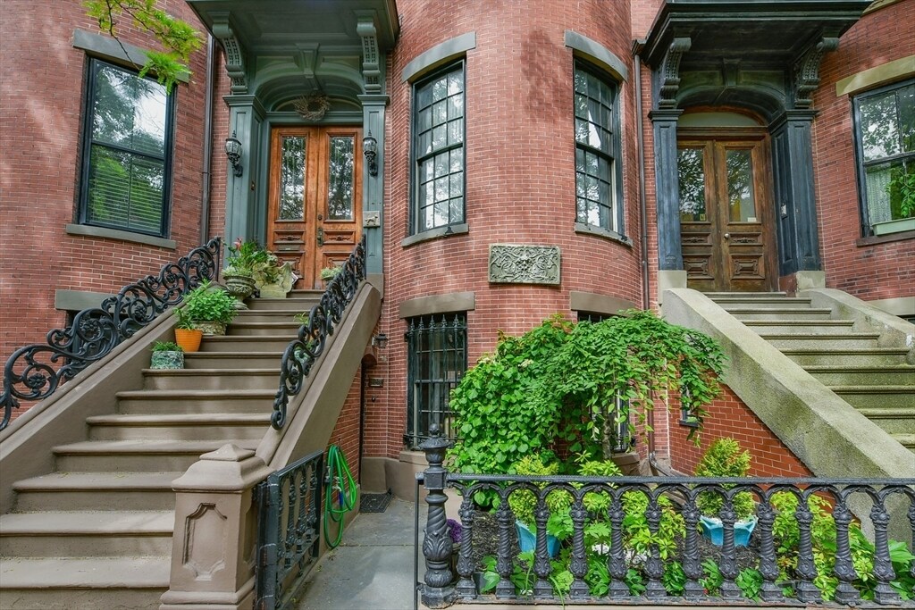 125 Pembroke St in Boston, MA - Building Photo