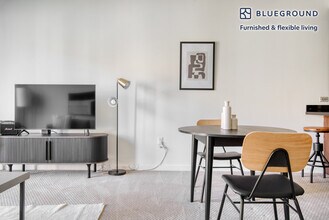 388 Santana Row in San Jose, CA - Building Photo - Building Photo