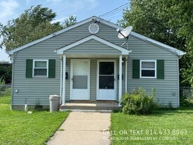 134 E 24th St in Erie, PA - Building Photo