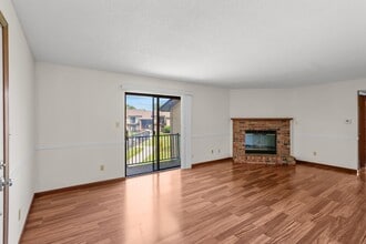 1883 Waterfront Dr in Columbia, MO - Building Photo - Building Photo