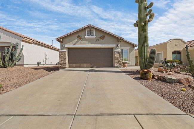 property at 550 W Calle Media Luz