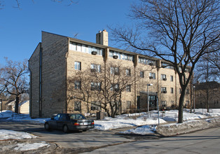 Oliver Manor in Minneapolis, MN - Building Photo - Building Photo