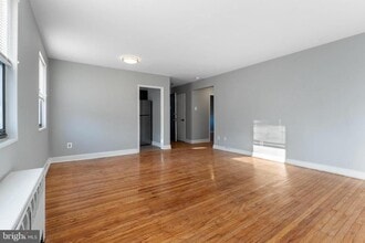 131 Forest Ave in Ambler, PA - Building Photo - Building Photo