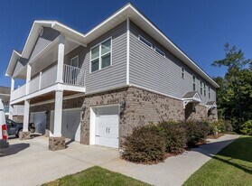 6867 Spaniel Dr in Spanish Fort, AL - Building Photo