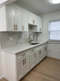 30 Kelly Pkwy photo'