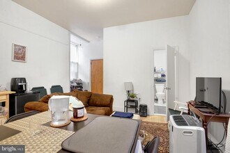 916 Pine St in Philadelphia, PA - Building Photo - Building Photo