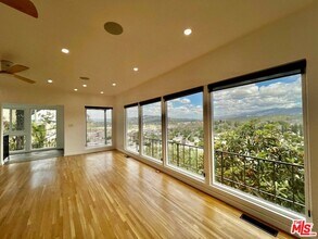 1843 Kilbourn St in Los Angeles, CA - Building Photo - Building Photo