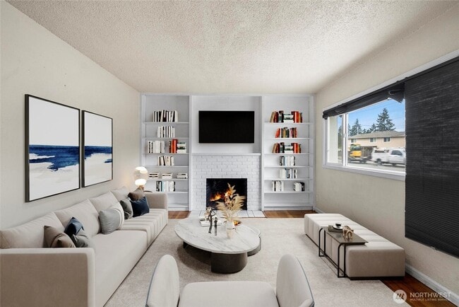 9664 Bridgeport Way SW in Lakewood, WA - Building Photo - Building Photo