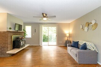 410 Frank Monsen Dr in Snohomish, WA - Building Photo - Building Photo