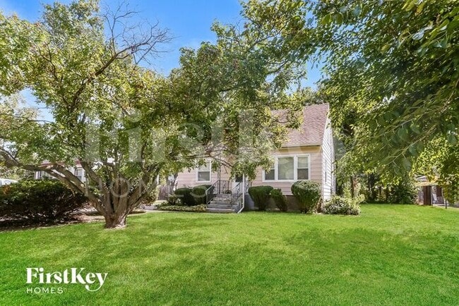 property at 6667 Glenview Dr