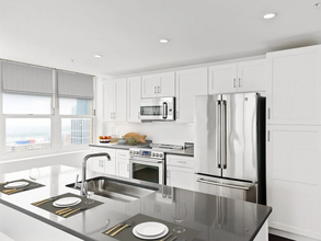 52 Bay St in Jersey City, NJ - Building Photo - Building Photo