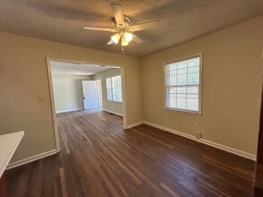 4247 Macedonia Rd in Powder Springs, GA - Building Photo - Building Photo