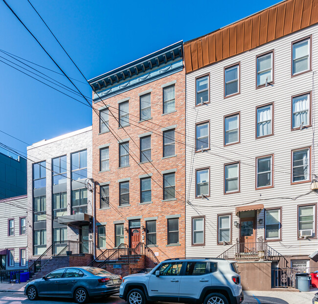 512 Jefferson St in Hoboken, NJ - Building Photo - Building Photo