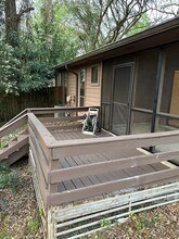 2545 Panther Creek Rd in Tallahassee, FL - Foto de edificio - Building Photo