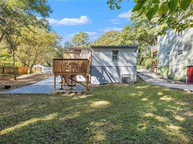 845 Oak St NW in Atlanta, GA - Building Photo - Building Photo