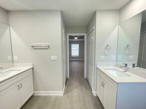 928 SW John MacCormack Terrace in Port St. Lucie, FL - Building Photo - Building Photo